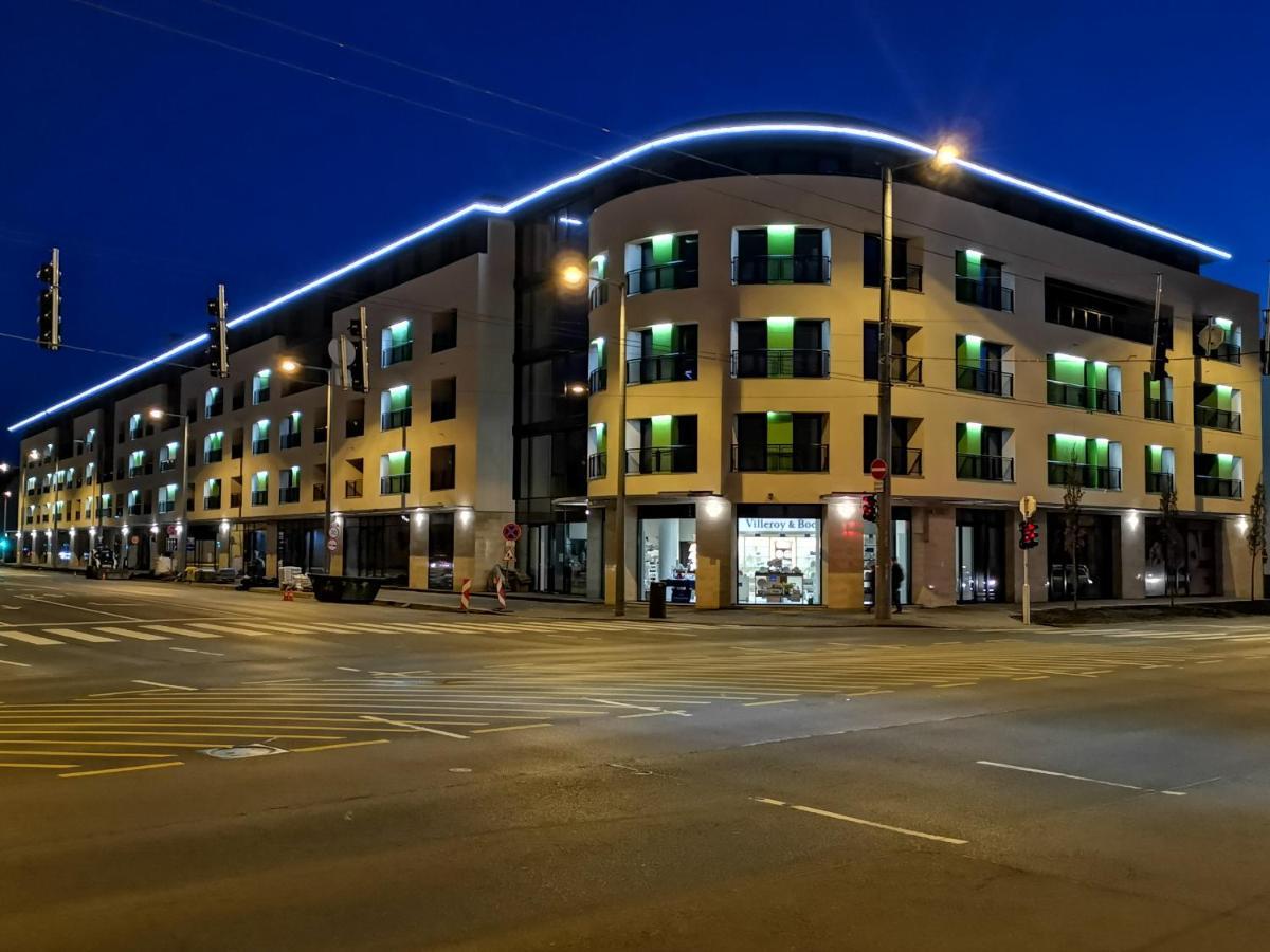 Avand Apartments 데브레첸 외부 사진